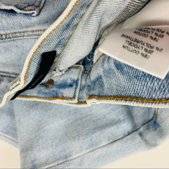 J Brand Selena Cropped Distressed Jeans Sz 28 - Picture 6 of 11